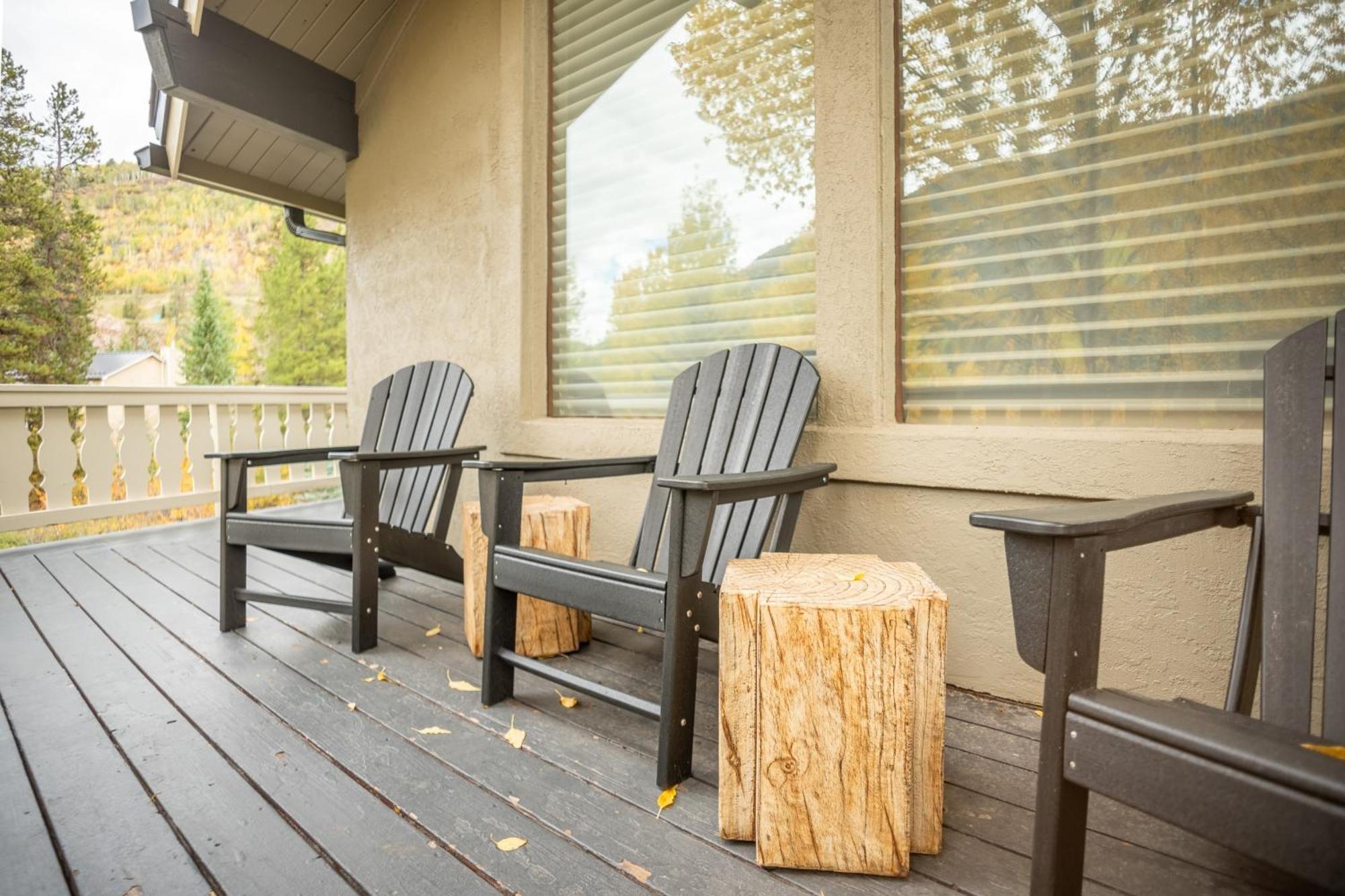 Bighorn By Avantstay Spacious Ski Cabin W Sprawling Porch Views Hot Tub Vail Exterior photo