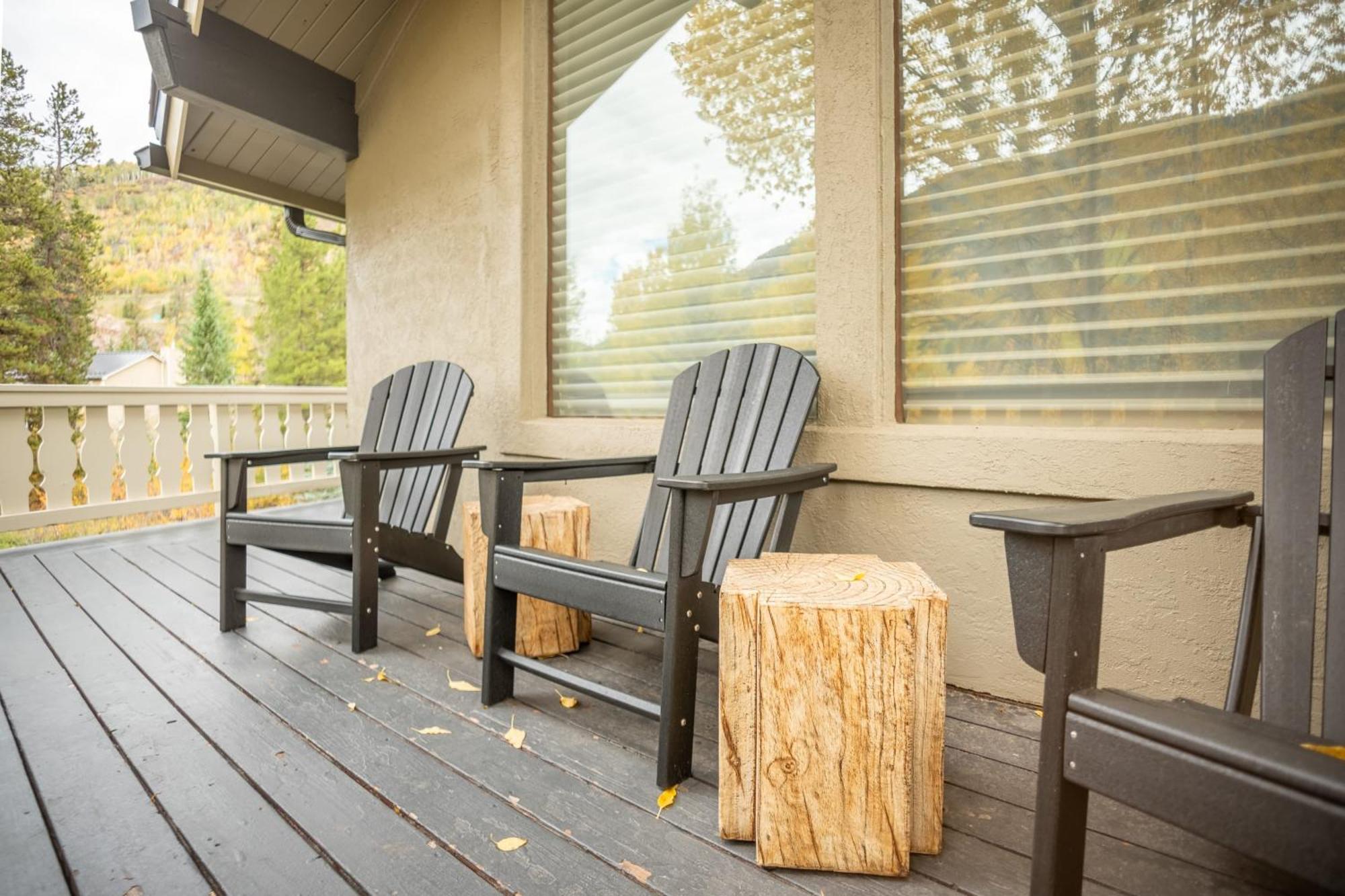 Bighorn By Avantstay Spacious Ski Cabin W Sprawling Porch Views Hot Tub Vail Exterior photo